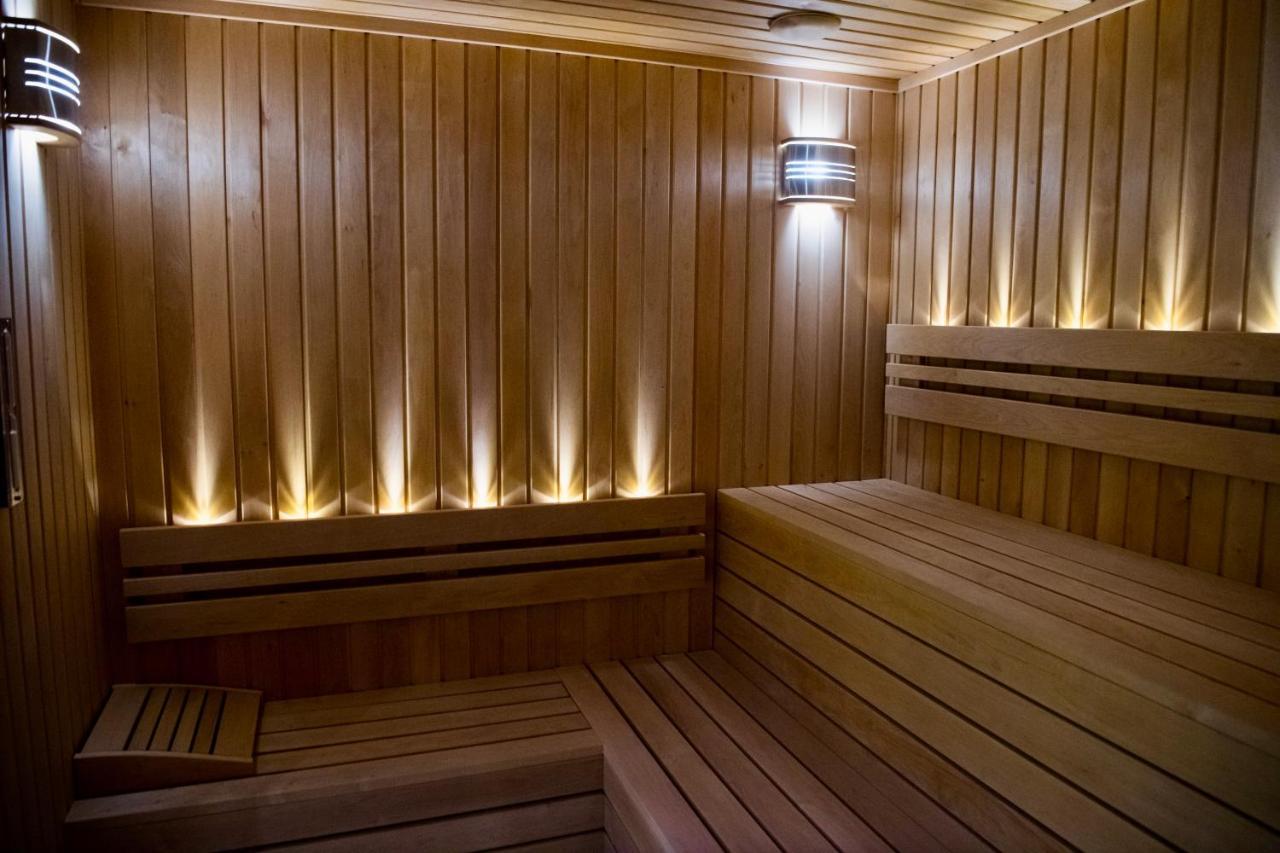 Imperial Hotel&Spa - Băile Olăneşti エクステリア 写真
