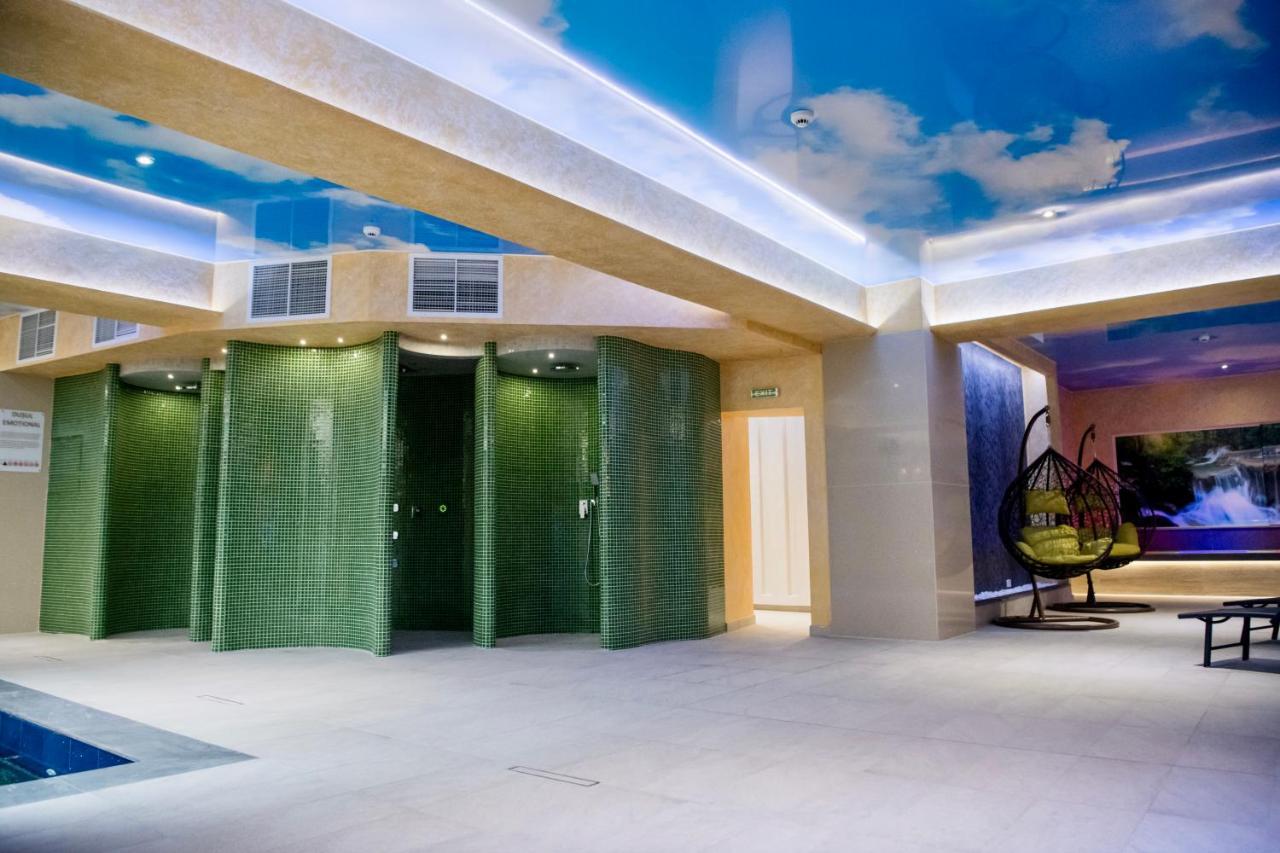 Imperial Hotel&Spa - Băile Olăneşti エクステリア 写真