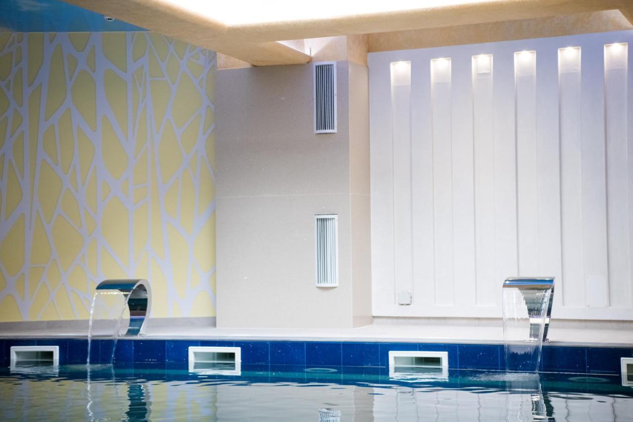 Imperial Hotel&Spa - Băile Olăneşti エクステリア 写真