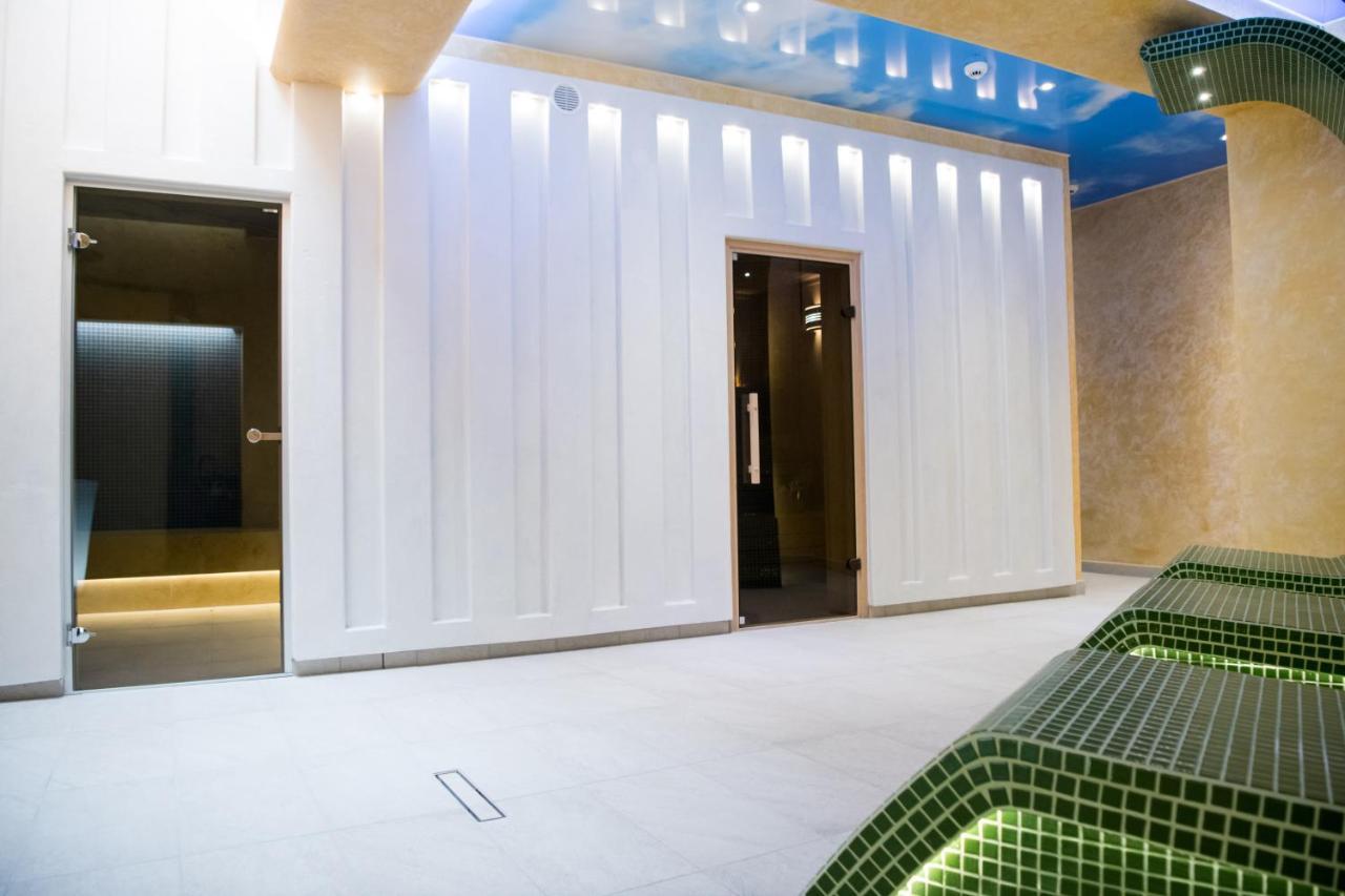 Imperial Hotel&Spa - Băile Olăneşti エクステリア 写真