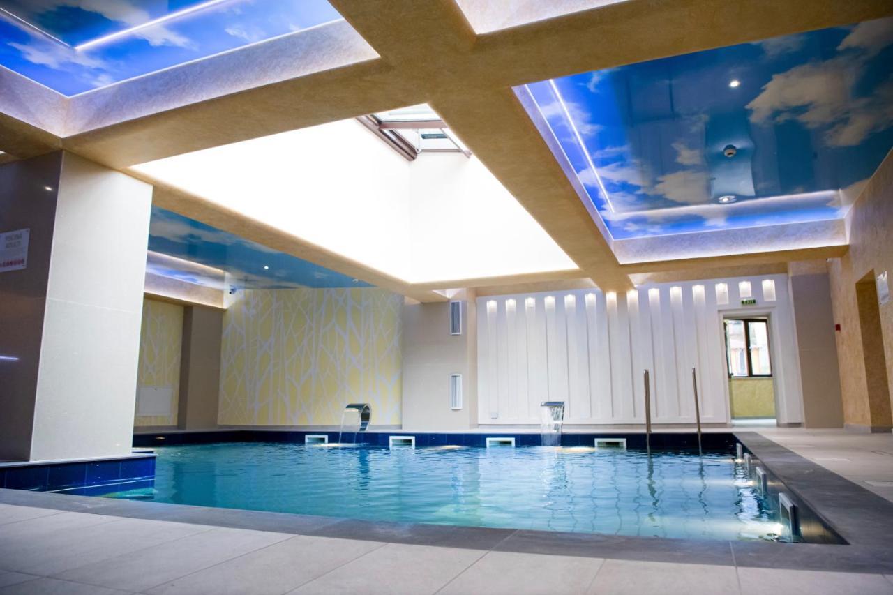 Imperial Hotel&Spa - Băile Olăneşti エクステリア 写真