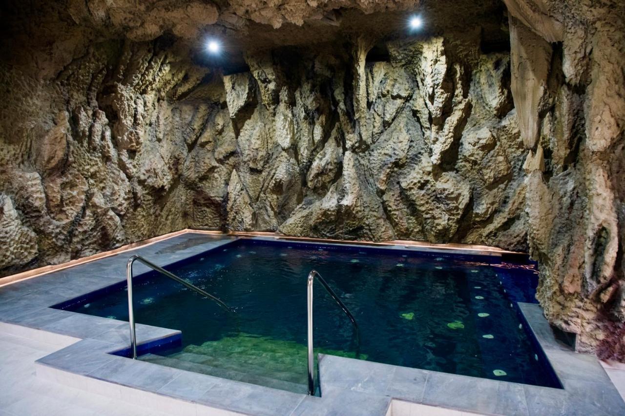 Imperial Hotel&Spa - Băile Olăneşti エクステリア 写真