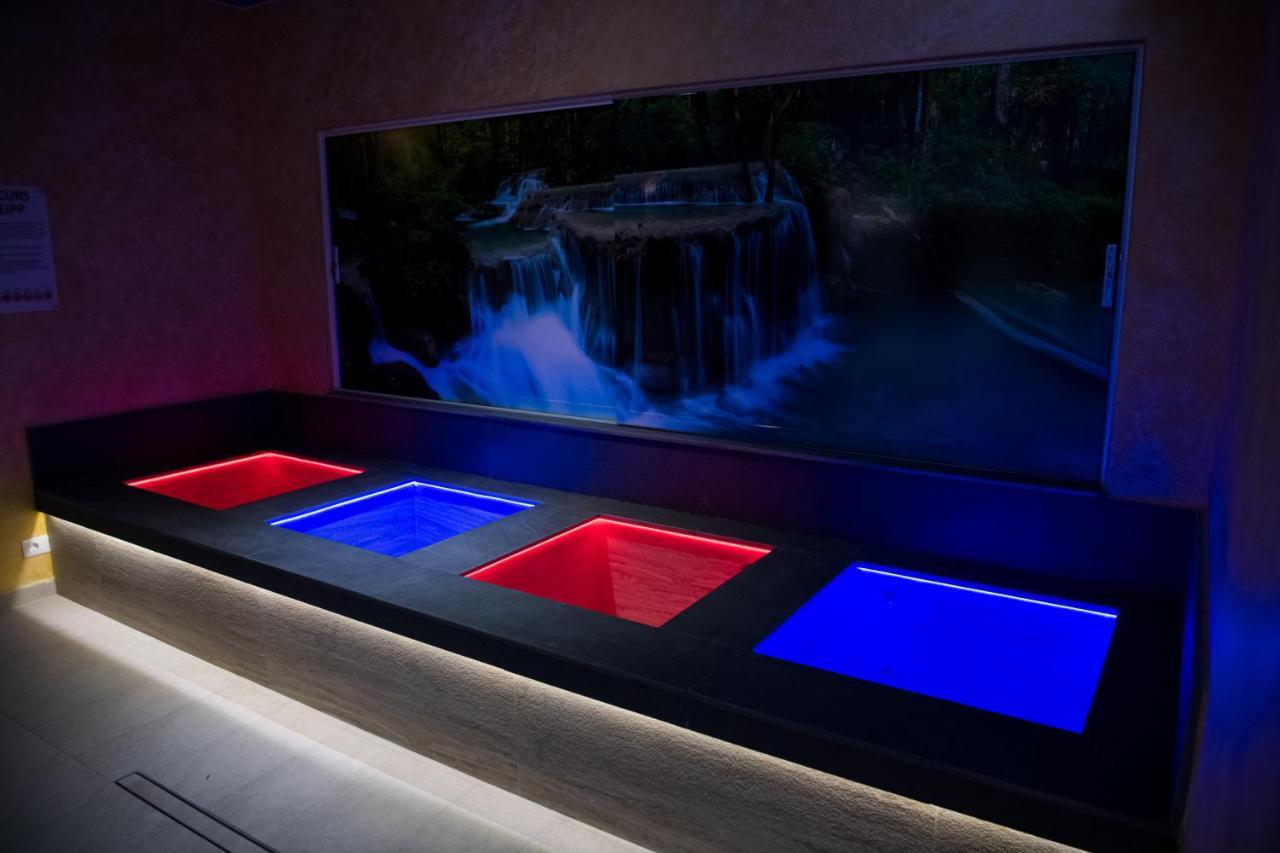 Imperial Hotel&Spa - Băile Olăneşti エクステリア 写真