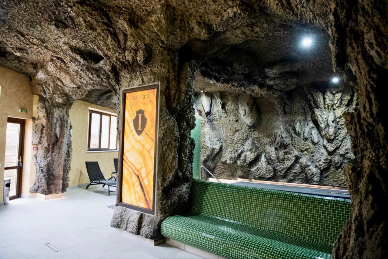 Imperial Hotel&Spa - Băile Olăneşti エクステリア 写真