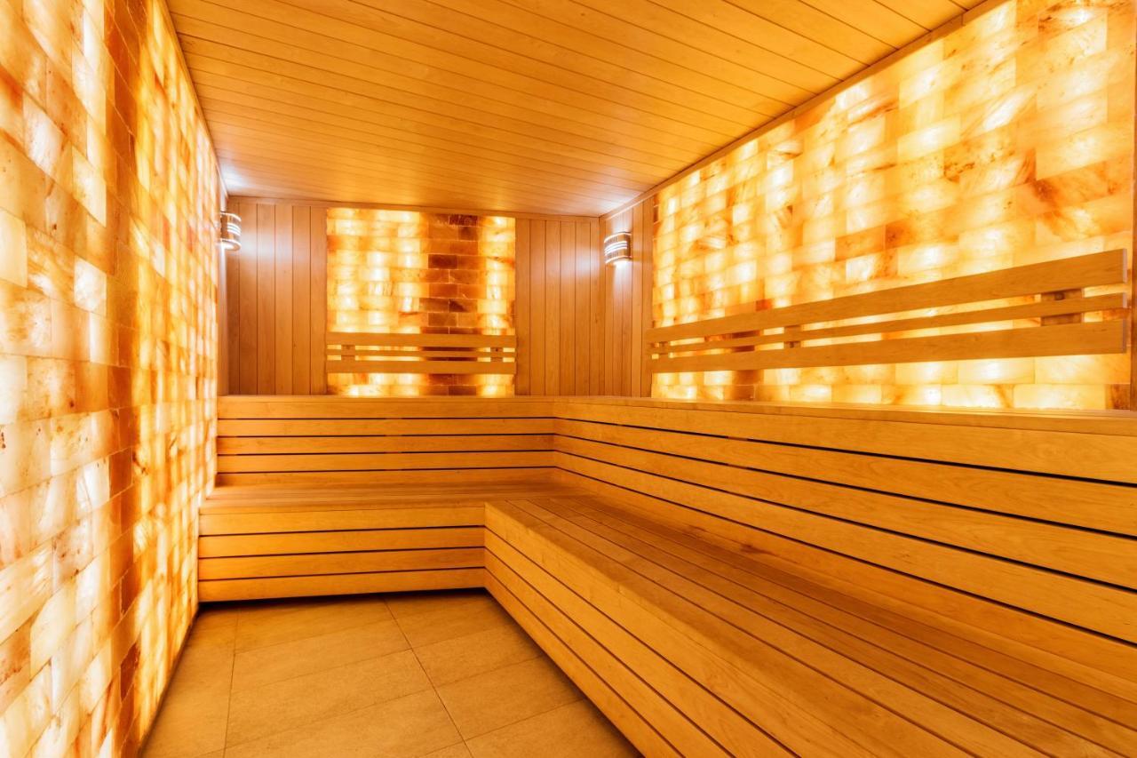 Imperial Hotel&Spa - Băile Olăneşti エクステリア 写真
